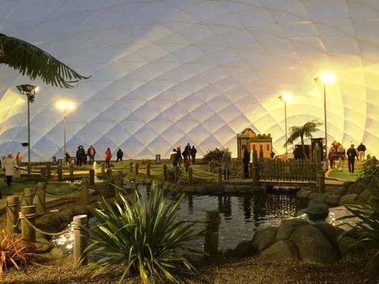 Adventure Golf Island