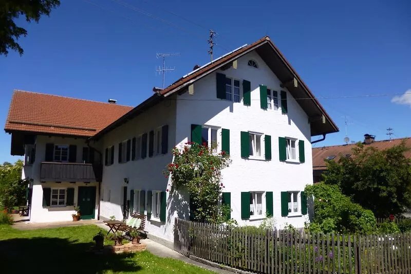 Feel close to the Allgäu mountains, Forggensee, 3 BR, smoke-free, wireless