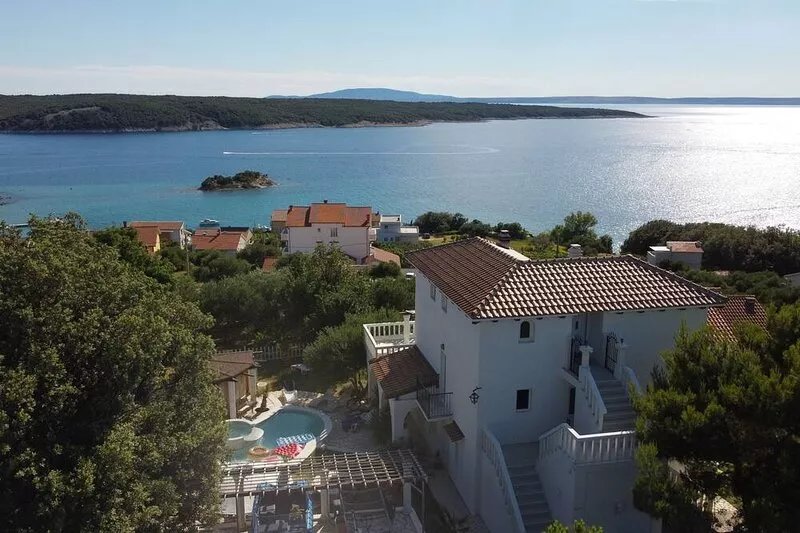 Villa Agata with pool, whirlpool & sauna, sandy beaches nearby