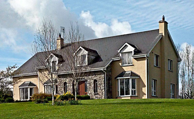 Tinil House
