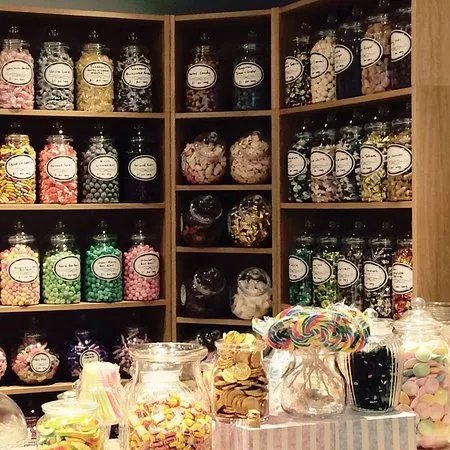 Gore's Sweet Shop