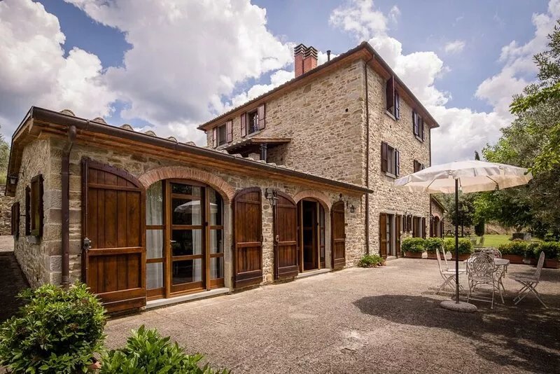 Villa with private pool near Cortona