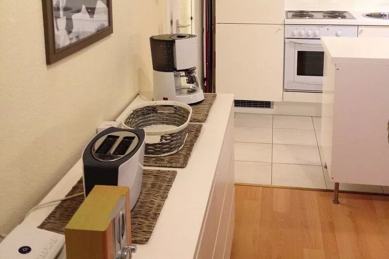 Jewel with private parking space in a perfect location - city, university, bus