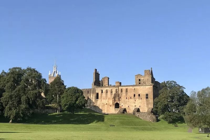 Beautiful 1bedroom apartment in Linlithgow with parking, near Edinburgh