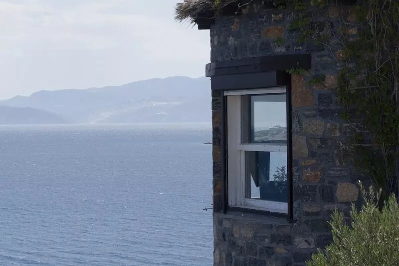 Above the sea Villa, within minutes distance from Agios Nikolaos