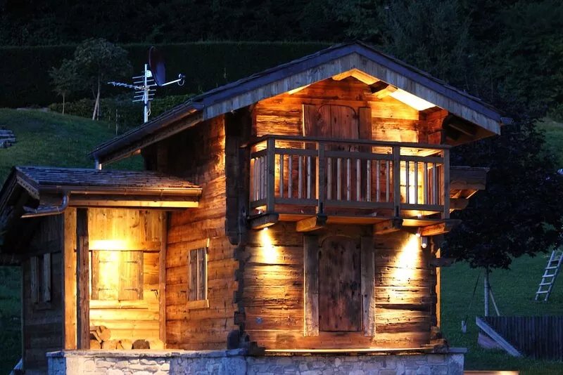 MAZOT DE CHARME IN THE CENTER OF SAMOENS .GRAND COMFORT AND LUXURY, 2 persons