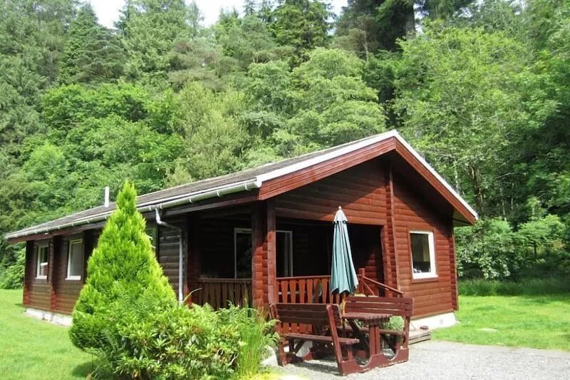 18 Lamont Lodges -  a lodge that sleeps 6 guests  in 3 bedrooms