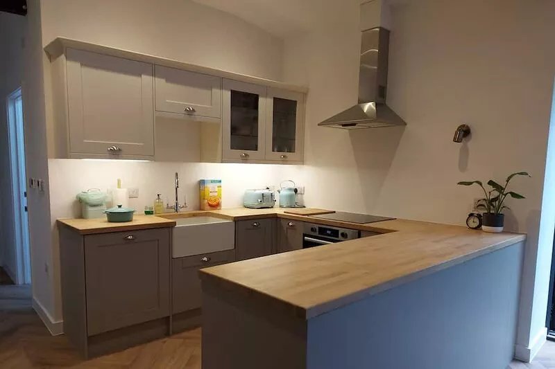 Manor Farm Cottage - Ideal for families & groups
