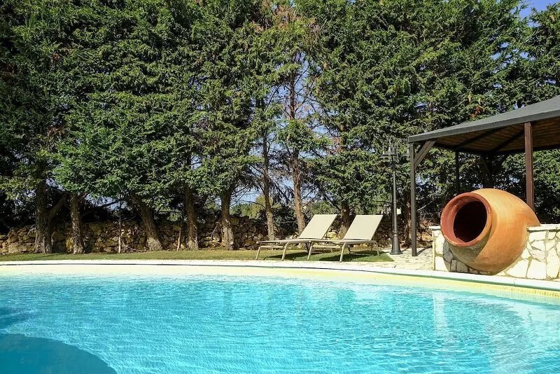 My Rental Homes - Villa Virna 700 m. from the beach with lush garden and pool
