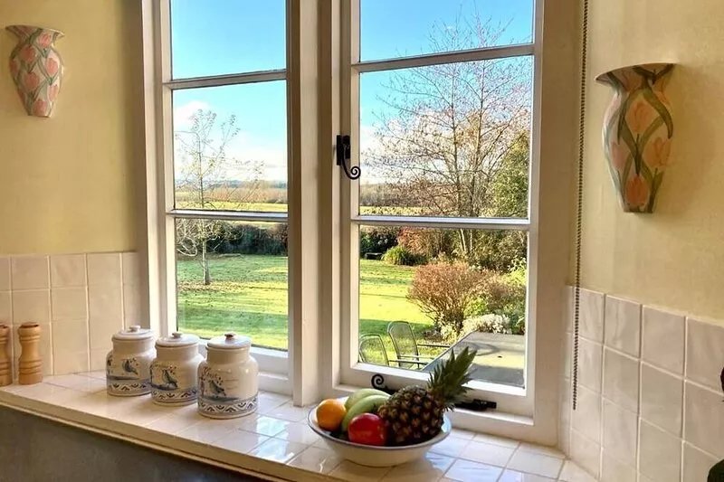 Beautiful Character Cottage in the Country