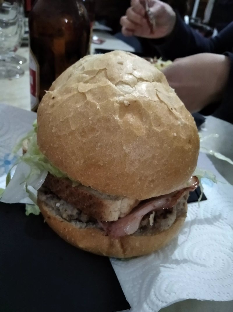 Equs Bar