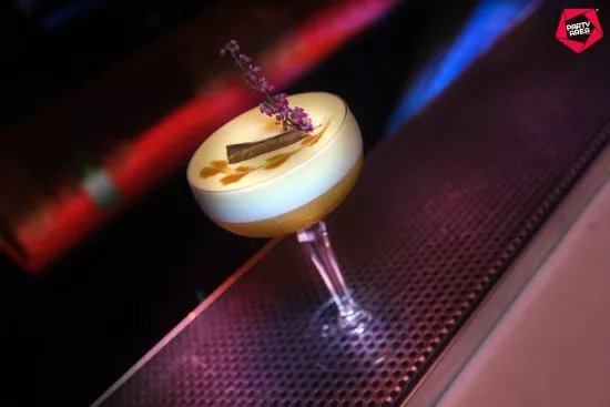 Enbabia Bar