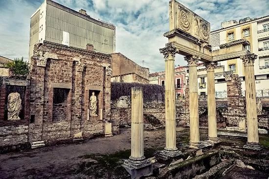 Portico del Foro