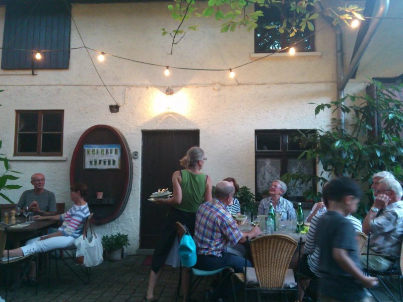 Weinstube Zur alten Kastanie