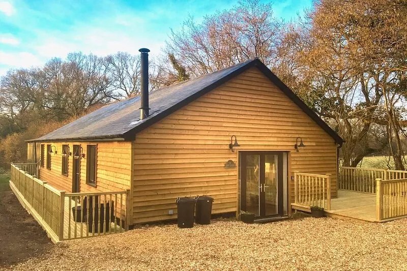 Beautiful Tranquil Barn in 14 acres of perfect peace within New Forest district