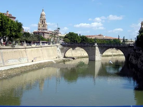 Acueducto y Noria de La Nora