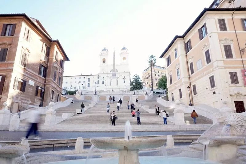 The Spanish Steps Apartment on Via della Mercede -- Free airport pickup!!