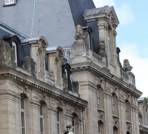 Haut-relief  Sciences, Mathematiques Et Physique