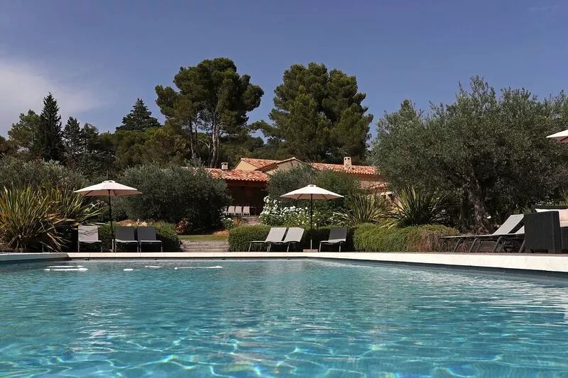 Mas Mavie Villa with swimming pool Les Baux-de-Provence in the heart of Alpilles