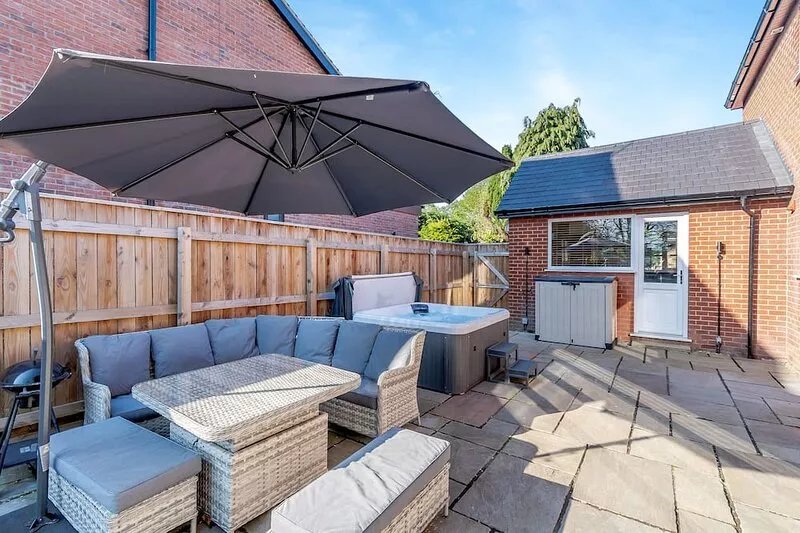 Lindengarth is located just 20 minute’s walk from Bridlington seafront.