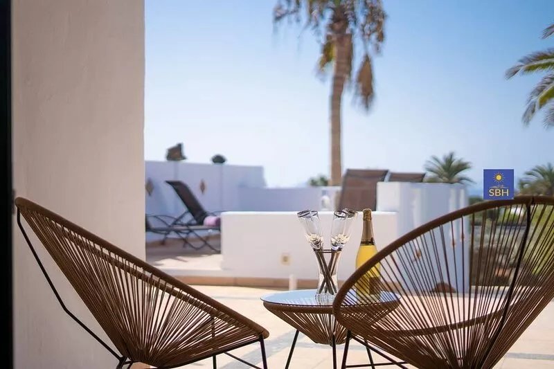 Playa Blanca - Spacious Terrace and Sea Views