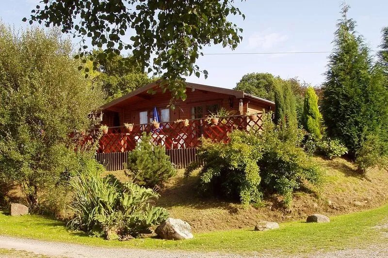 TWINPINES, LLWYNAU FARM, LLANTRISANT - 12 MILES FROM CARDIFF. CF72 8LP.  RCT.