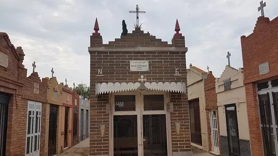Cementerio parroquial Nuestra Senora de los Llanos