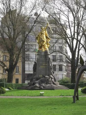 Groeninge Monument