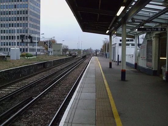 New Malden Station
