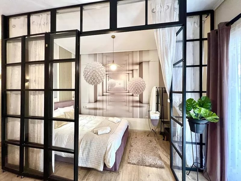 Luxury, cozy flat with yard anf fireplace, in the ancient port of Delphi