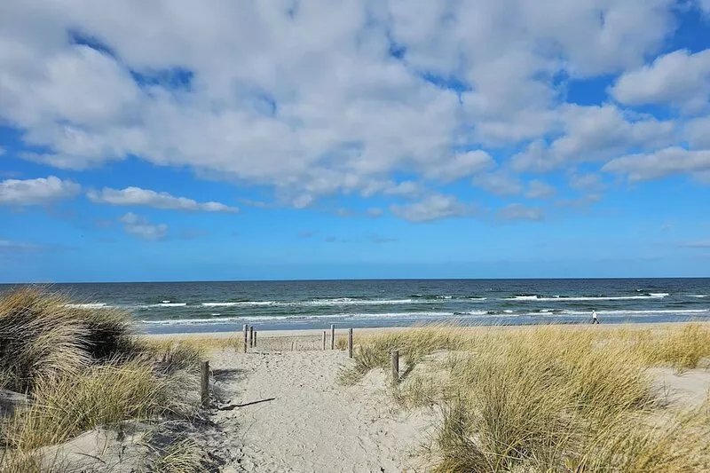 Enjoy a little break by the sea