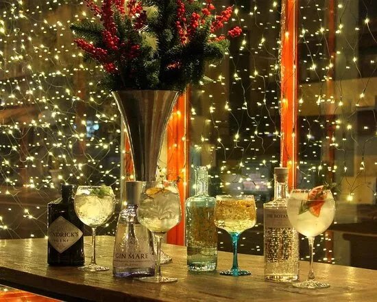 Lola Bar