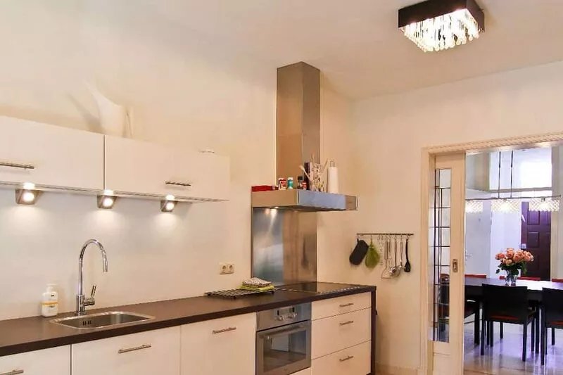 Kingsize ground floor apartment nearby Park and City, 2nd home away from home
