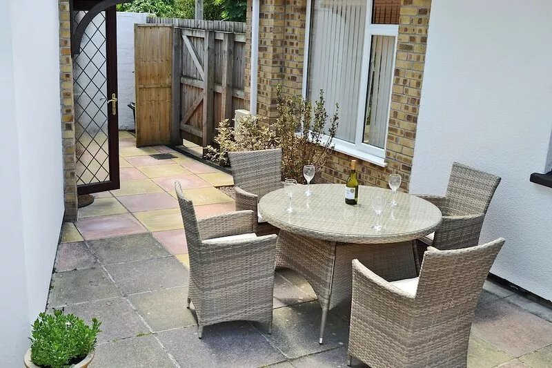 2 bedroom accommodation in Tregrehan, near St Austell