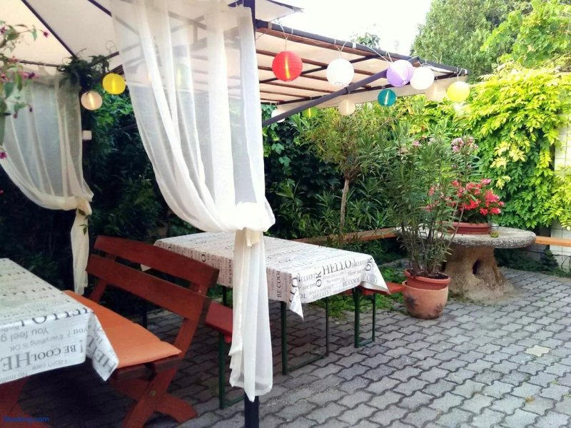 Burg Apartmanhaz