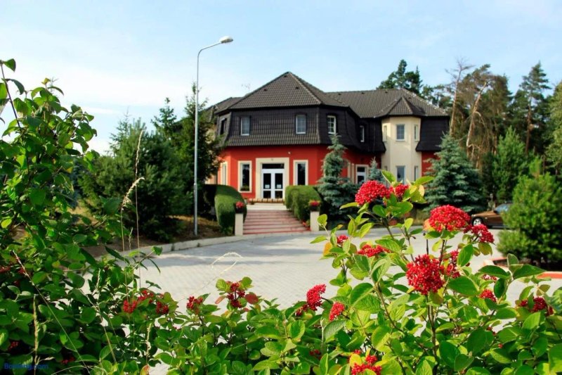 Restaurace a Penzion V Zalesi