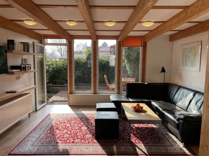 Beautiful vacation home in a top location with a large garden - for family and
