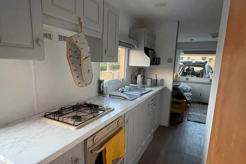 Pet Friendly Enlcosed Garden Rural Location