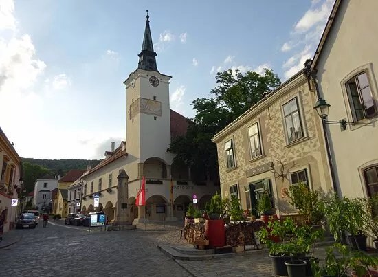 Rathaus mit Pranger
