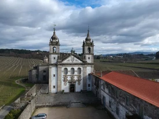 Mosteiro De Santo Andre De Rendufe