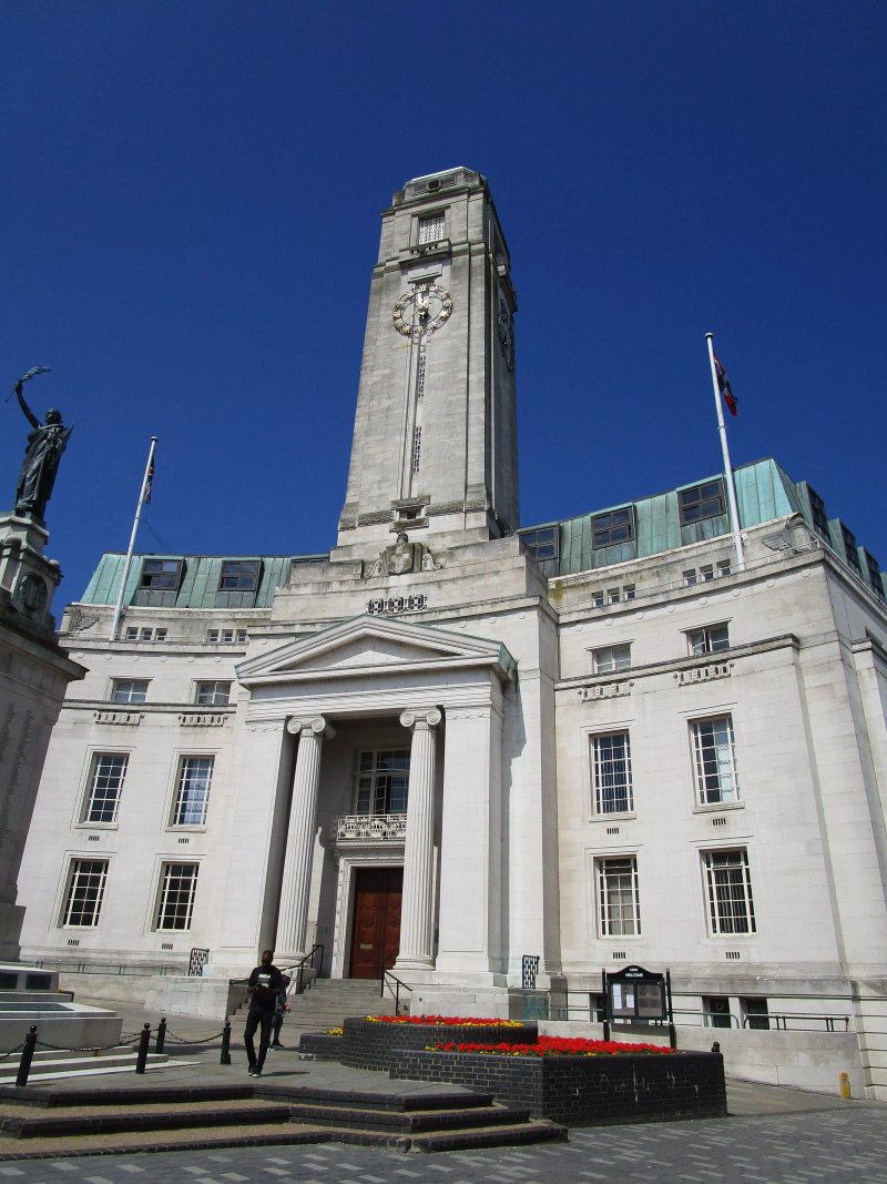 Luton Town Hall