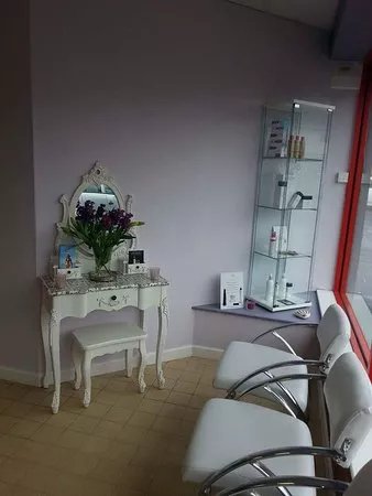 Lavandula Blu Beauty and Holistic Therapies