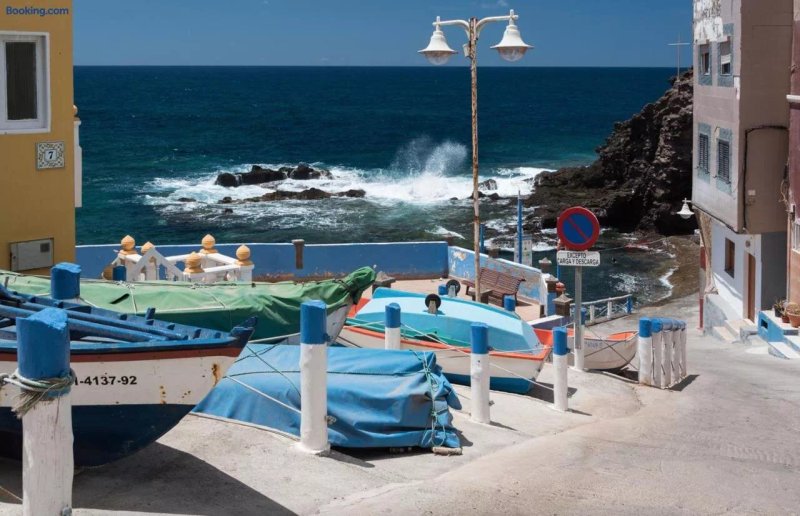 Fronton Whale Apartamentos