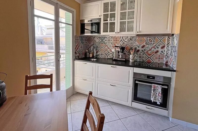Nice Apartment With two Bedrooms and two Balconies on the top Floor