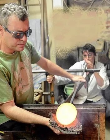 Verrerie d'Art "Ce qui est en Verre"