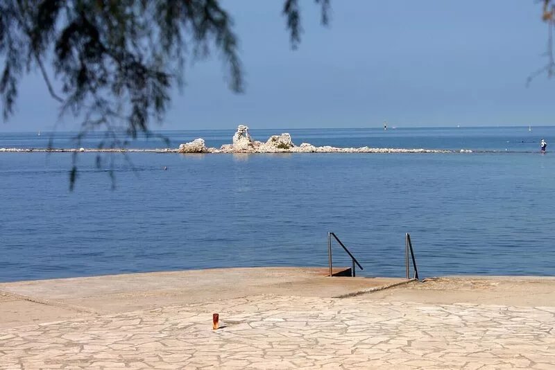 Two bedroom apartment near beach Zambratija, Umag (A-2557-a)