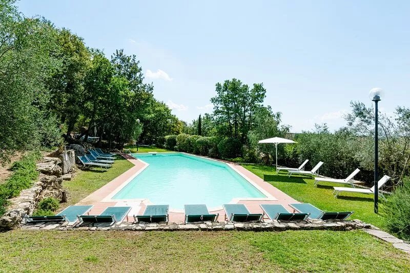 Spacious cottage in the heart of Chianti with wonderful views