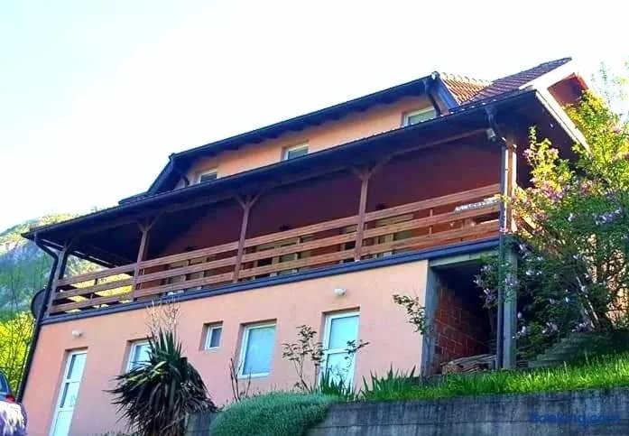 Apartment Dobra Vila