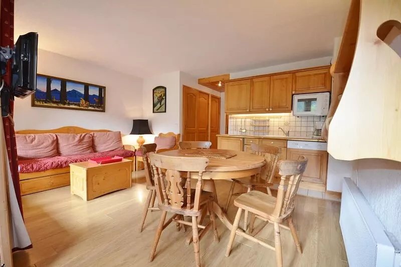 LA MORAINE 4-room apartment 3 bedrooms Meribel Label Balcony South facing near