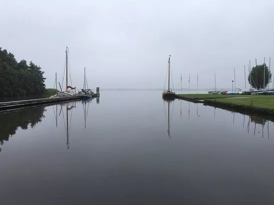 Sail & Surf School Zuidlaardermeer